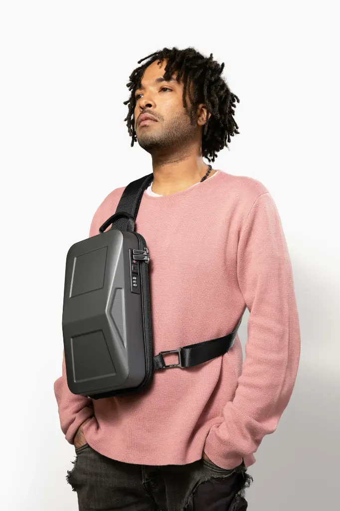 unsplash_5oizWzAm8Lk_school bags.webp